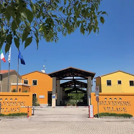 Belvedere Village Castelnuovo del Garda