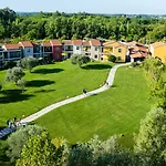Resort Belvedere Village