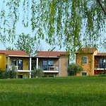 Belvedere Village