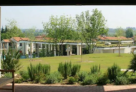 Belvedere Village 4* 카스텔누보델가다