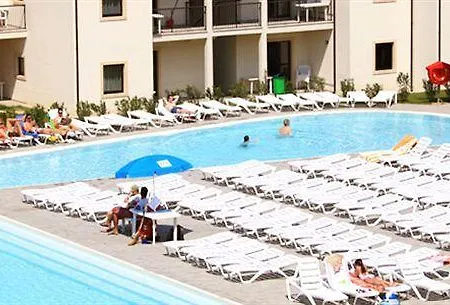 Belvedere Village 4* 카스텔누보델가다